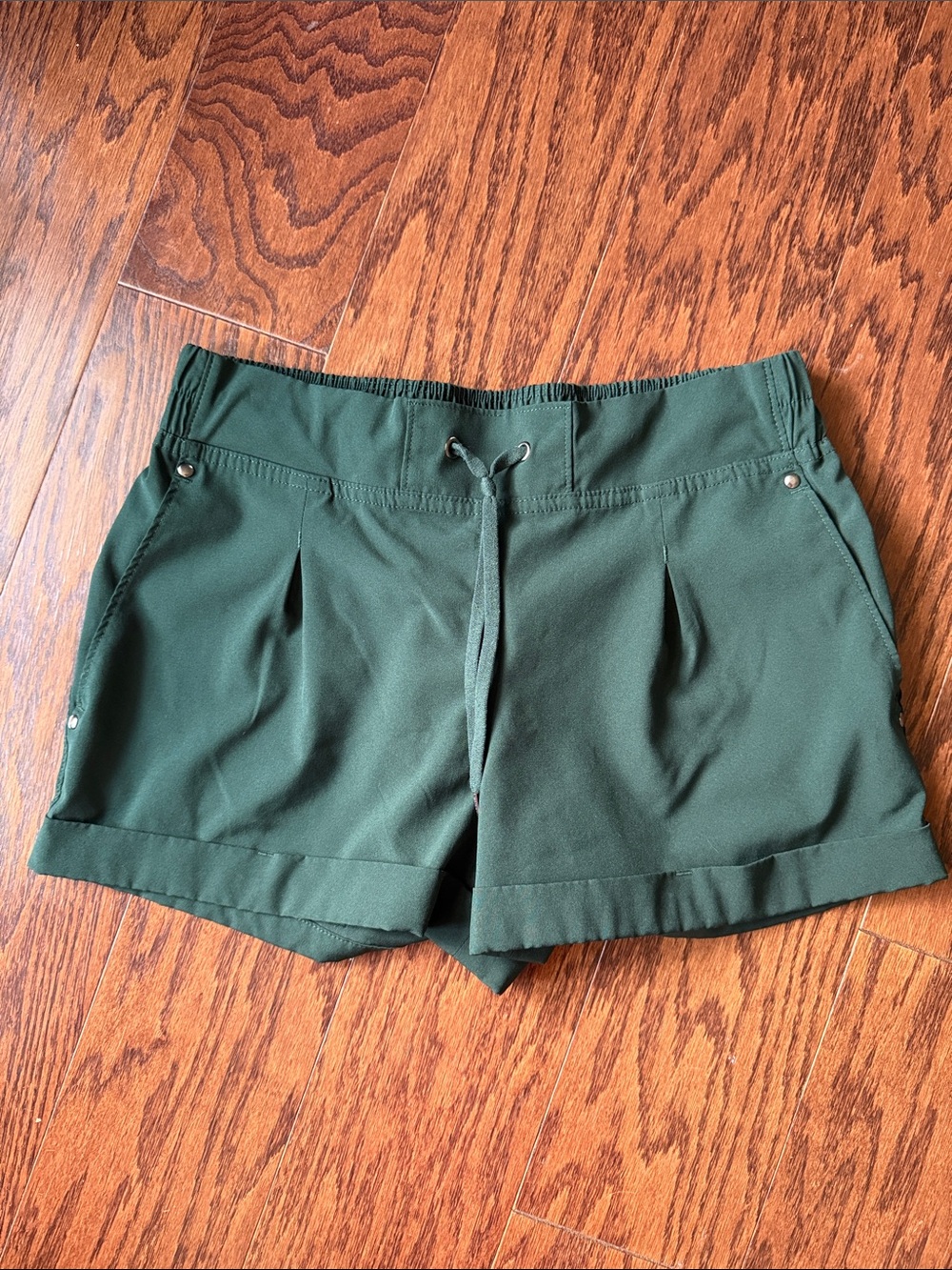 Women's Green Mondetta Outdoor Project hiking shorts